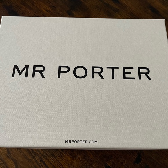 Brand New never worn Fear of God essentials crew neck sweater. The color Oatmeal - Picture 4 of 4